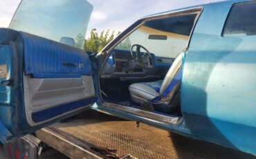 Chevy-caprice-classic-1975-blue-10