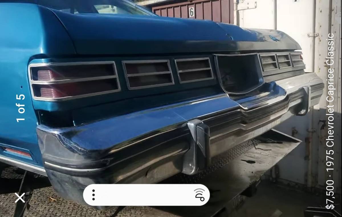 Chevy-caprice-classic-1975-blue-13