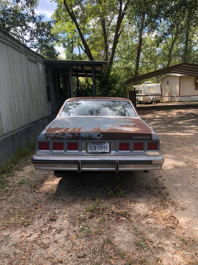 Chevy-caprice-classic-1984-blue-2