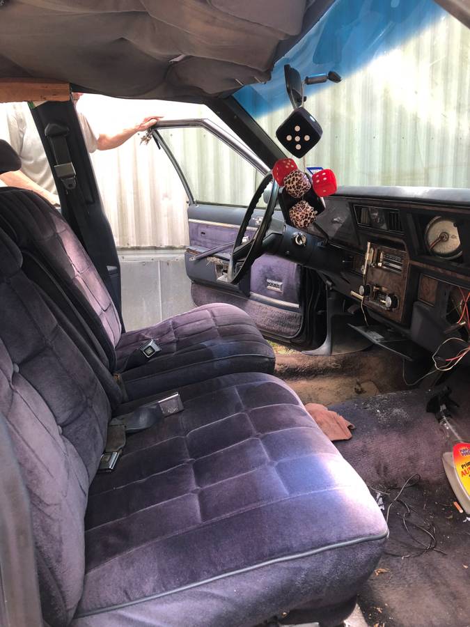 Chevy-caprice-classic-1984-blue-4