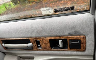 Chevy-caprice-ford-f-100-1993-3