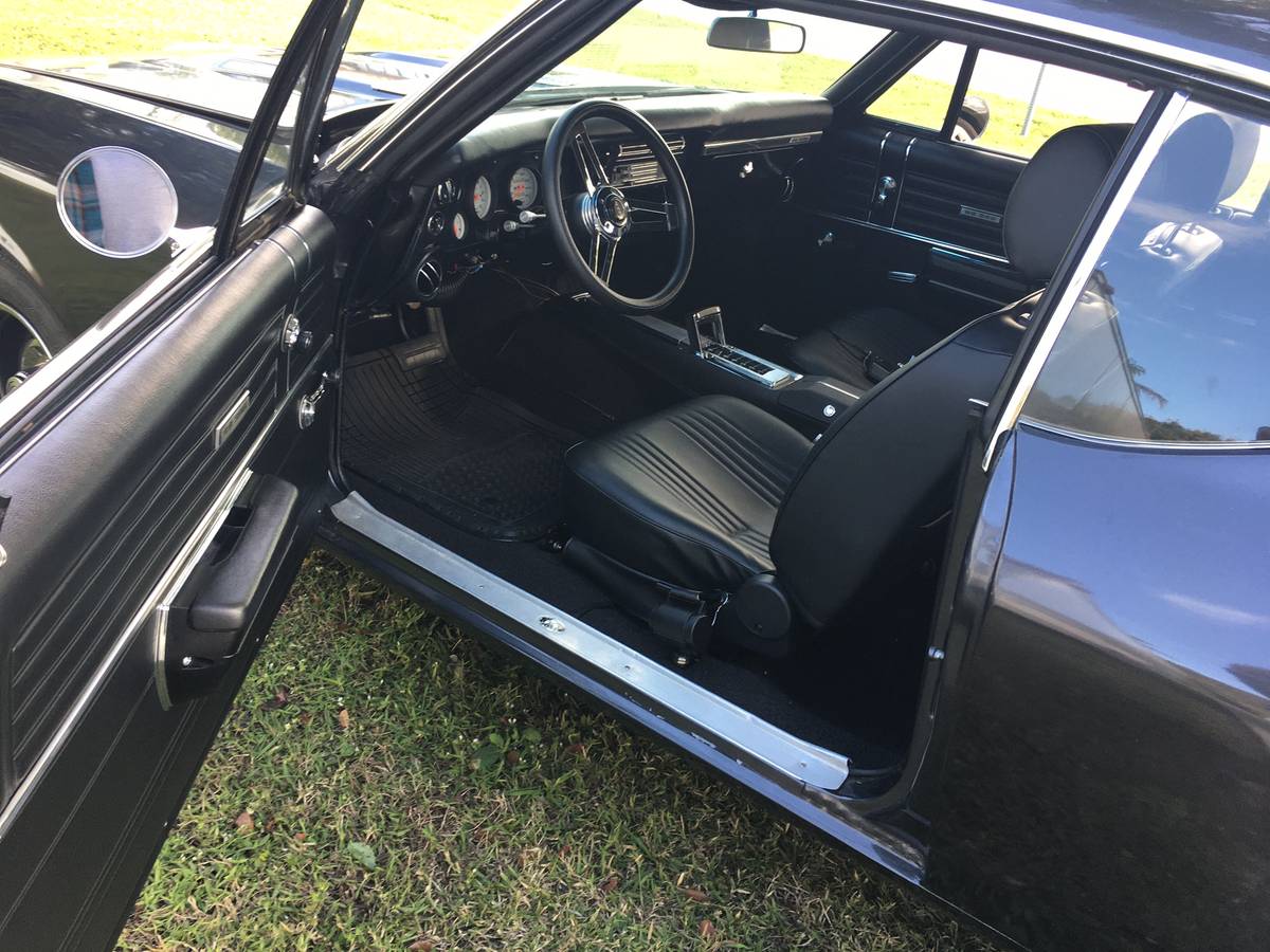 Chevy-chevelle-1968-grey-4