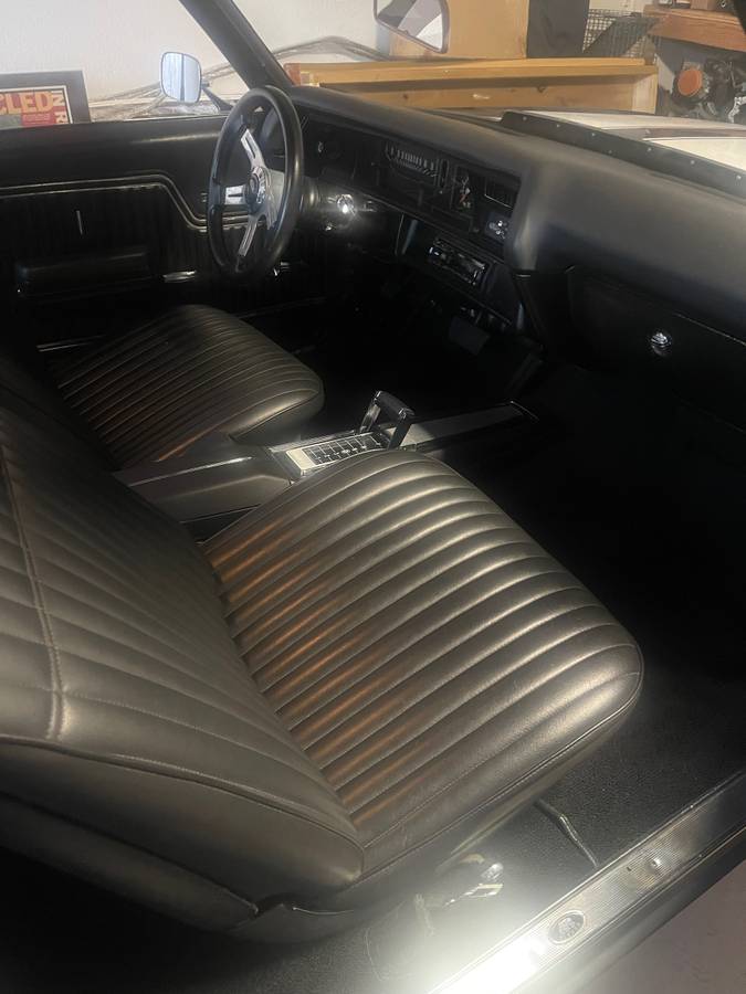 Chevy-chevelle-1971-grey