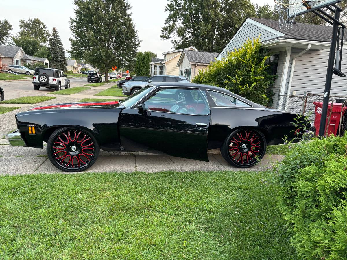 Chevy-chevelle-1973-black-2