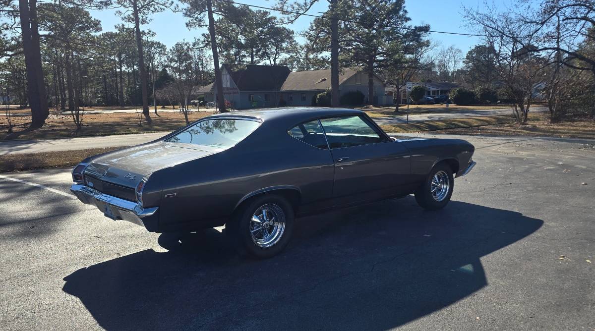Chevy-chevelle-malibu-1969-grey-10