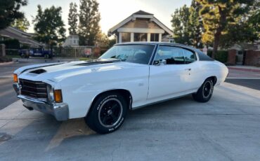 Chevy-chevelle-ss-1972-white-33