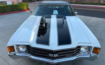 Chevy-chevelle-ss-1972-white-41
