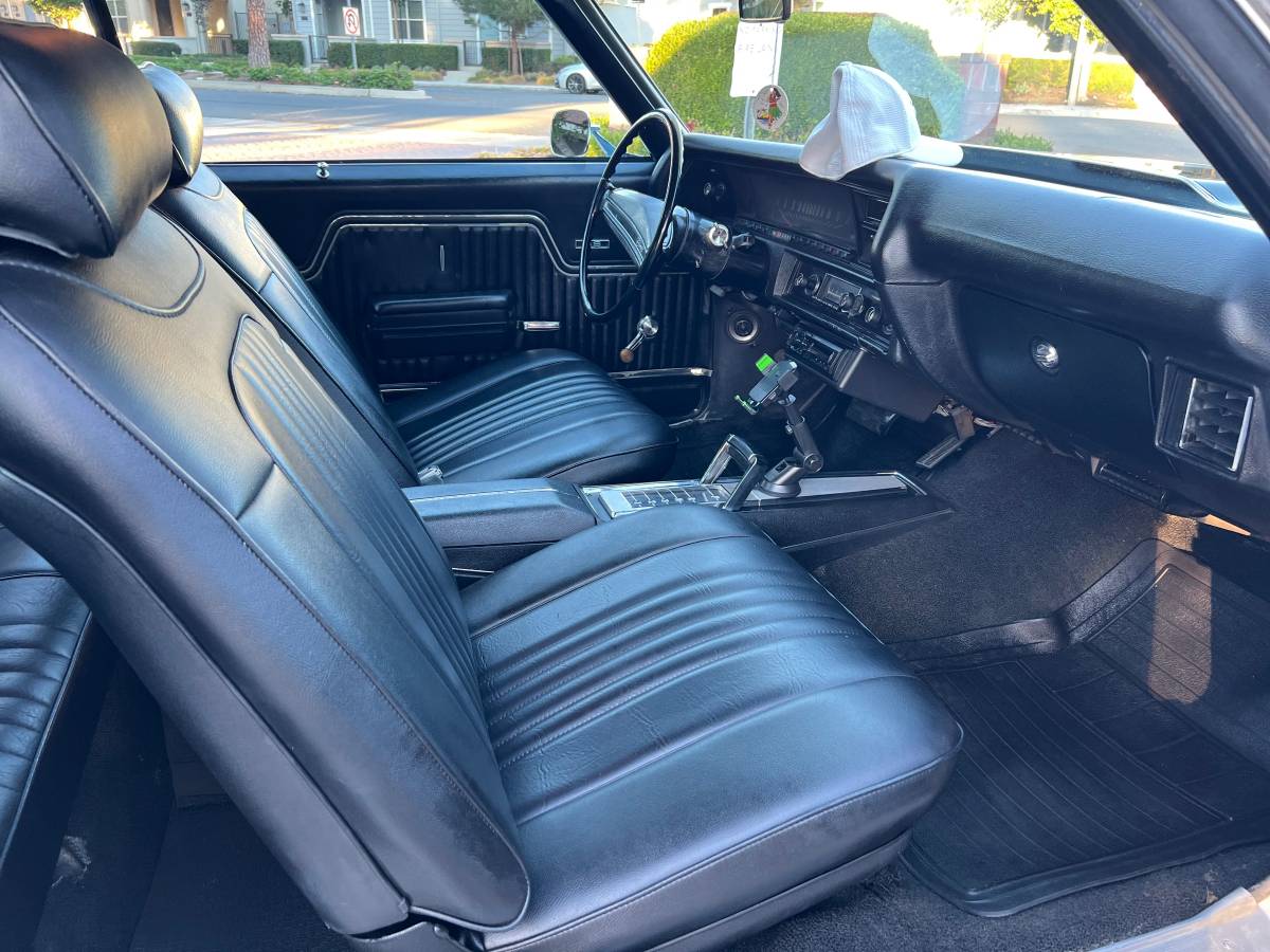 Chevy-chevelle-ss-1972-white-93