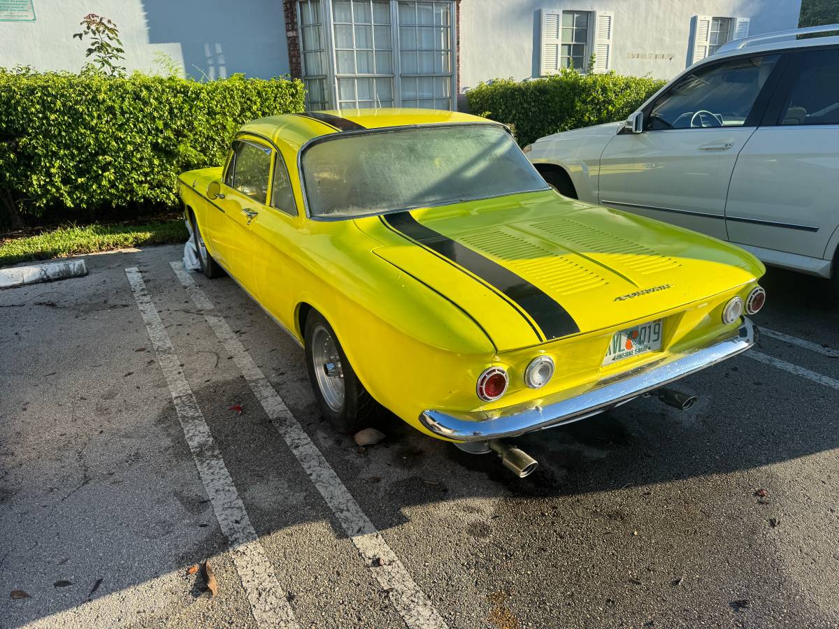 Chevy-corvair-1962-12