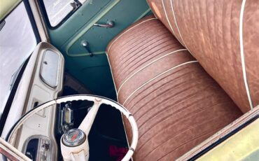 Chevy-corvair-greenbrier-1965-green-13