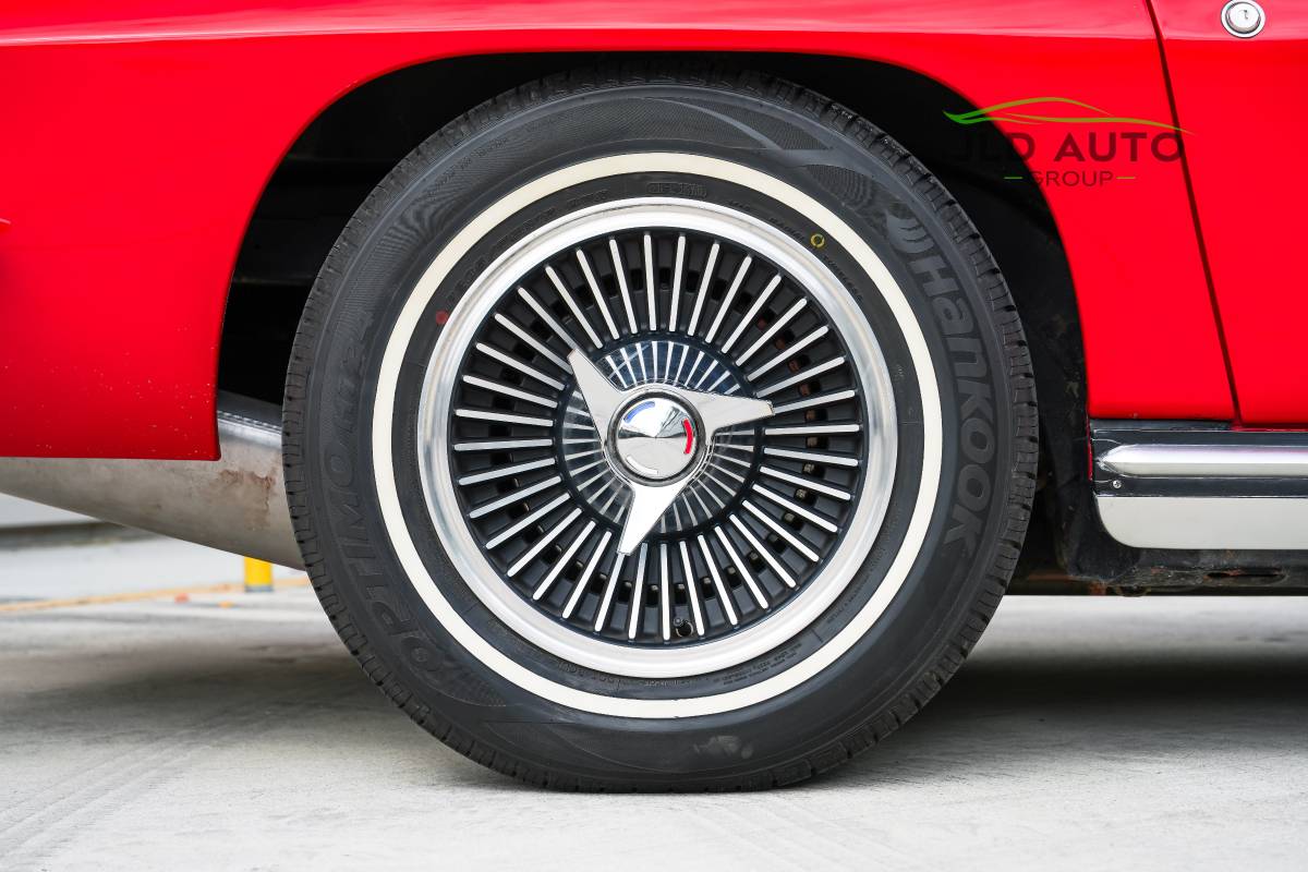 Chevy-corvette-1965-12