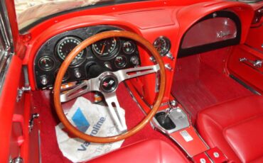 Chevy-corvette-1965-silver-1