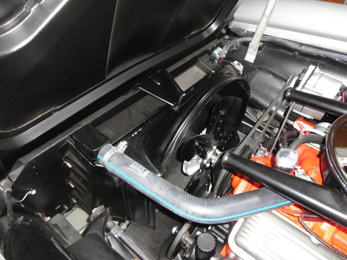 Chevy-corvette-1965-silver-3