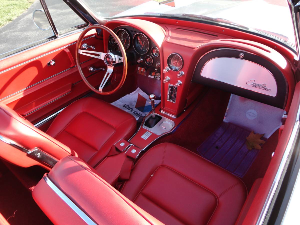 Chevy-corvette-1965-silver-8