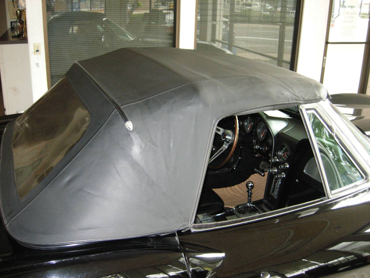 Chevy-corvette-1966-black-6