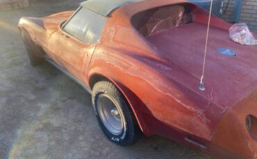 Chevy-corvette-1977-red-2