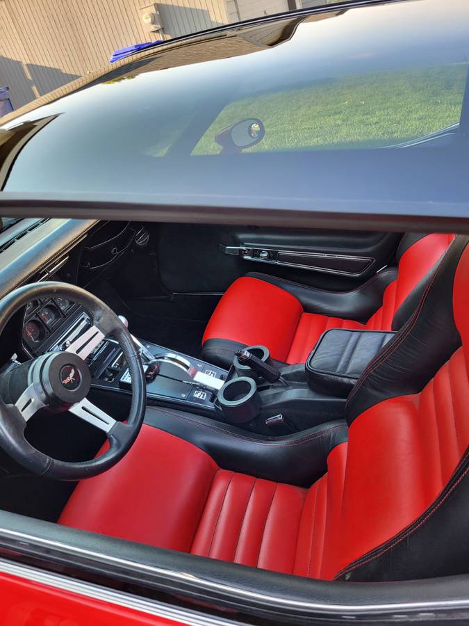 Chevy-corvette-1977-red-3