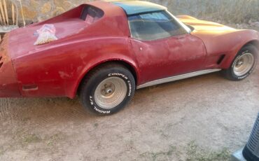 Chevy-corvette-1977-red-9