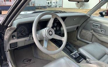 Chevy-corvette-1978-14