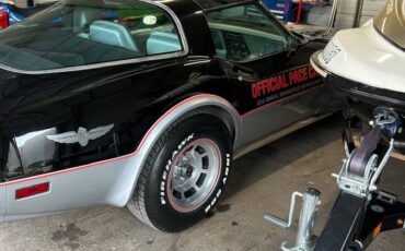 Chevy-corvette-1978-21