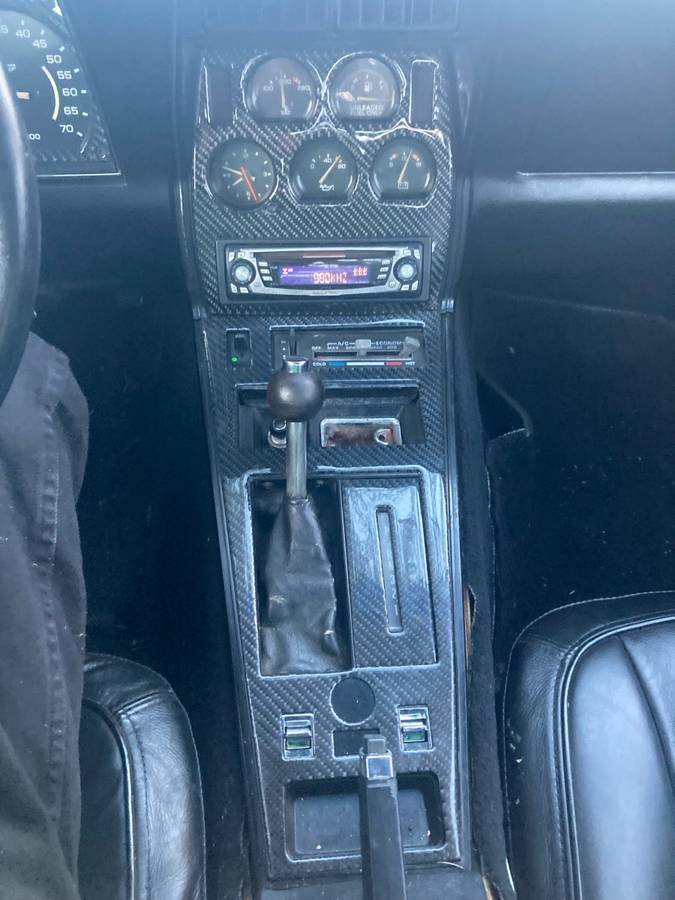 Chevy-corvette-1978-silver-7