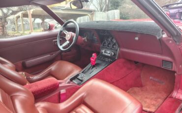Chevy-corvette-1982-red-4