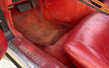 Chevy-corvette-1982-white-10