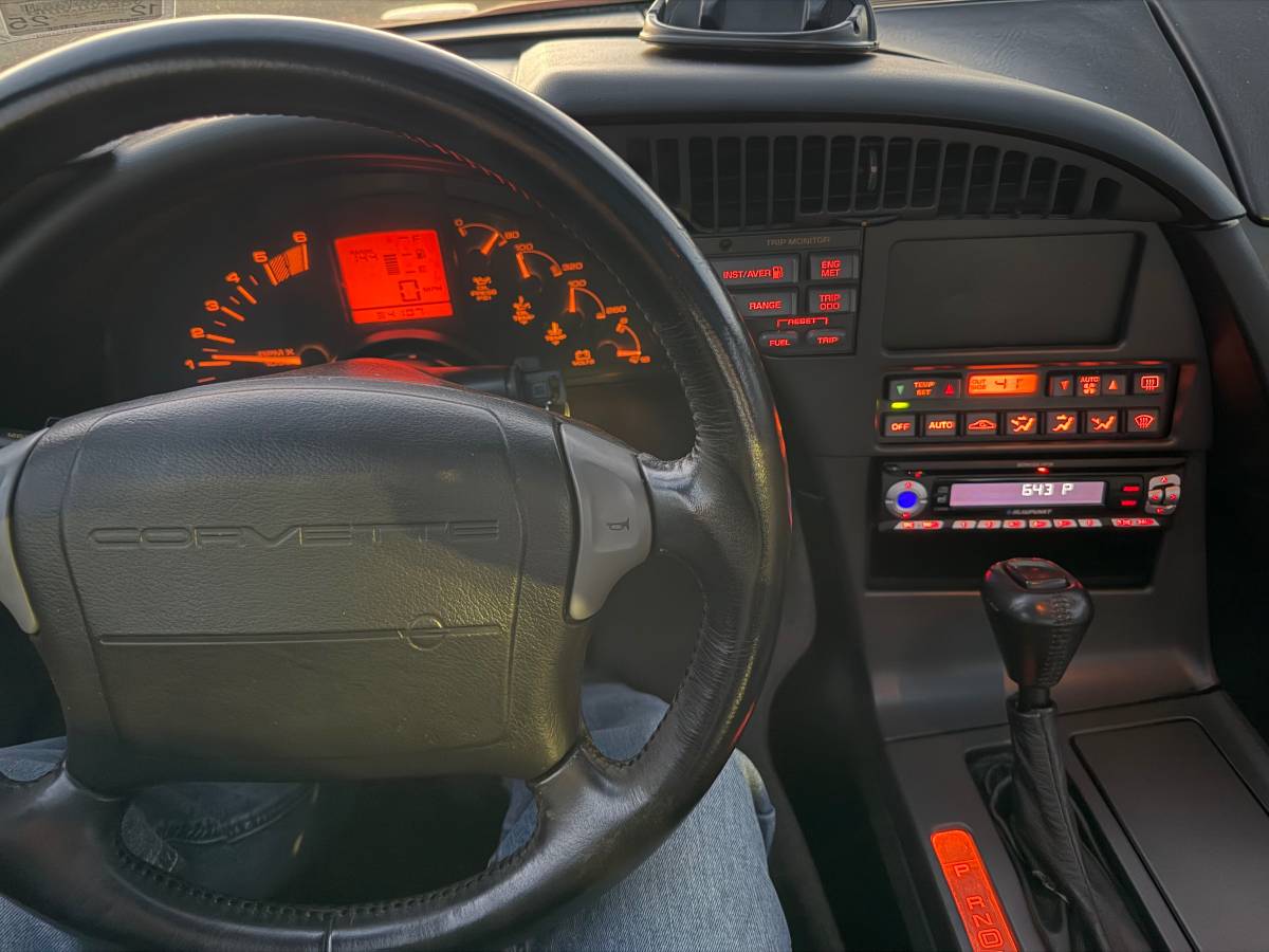 Chevy-corvette-1991-red