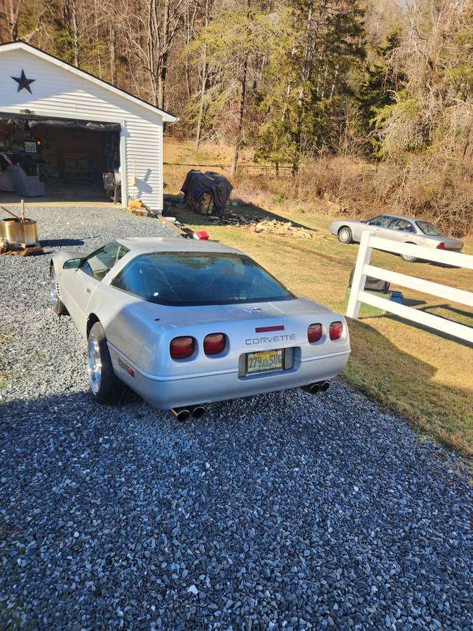 Chevy-corvette-1996-silver-10