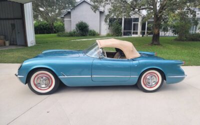 Chevy corvette convertible 1954