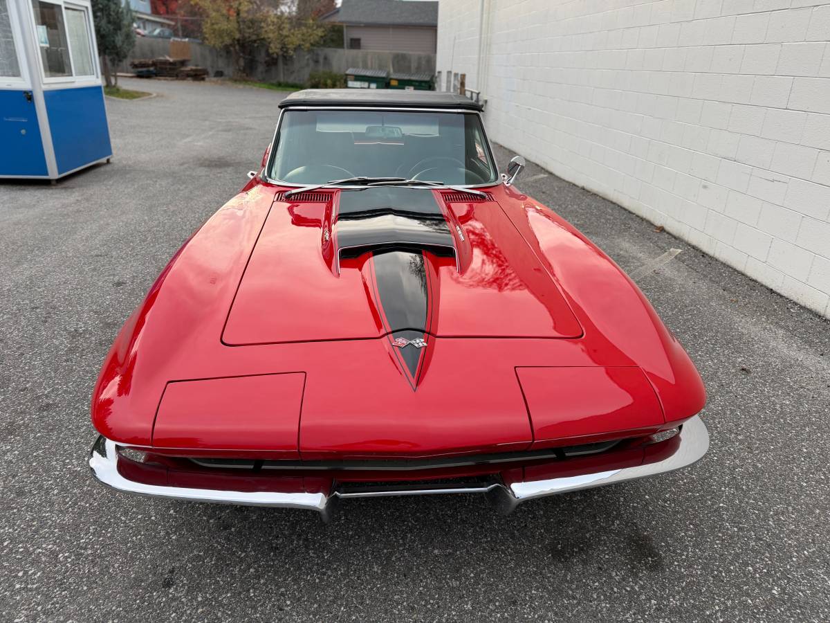 Chevy-corvette-convertible-1967-red-4