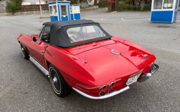Chevy-corvette-convertible-1967-red-8