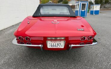 Chevy-corvette-convertible-1967-red-9