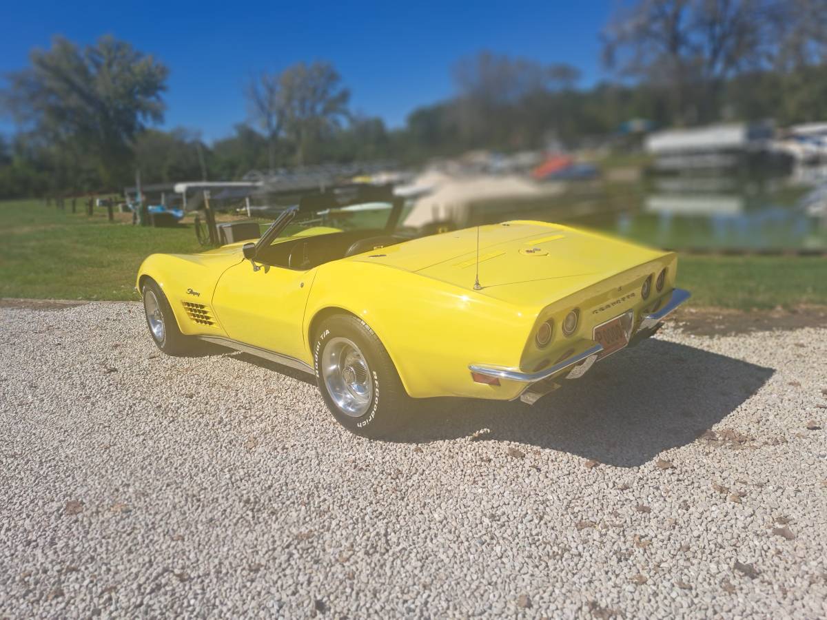Chevy-corvette-convertible-1970-yellow-14