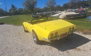 Chevy-corvette-convertible-1970-yellow-9