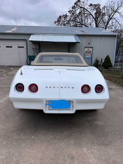 Chevy-corvette-convertible-1974-white-2