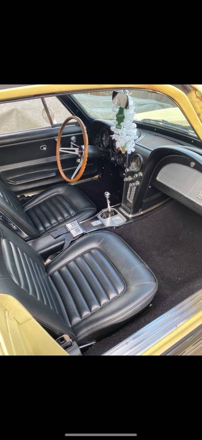 Chevy-corvette-stingray-coupe-1966-yellow-3