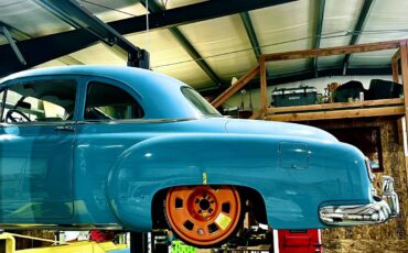 Chevy-coupe-1952-blue-7