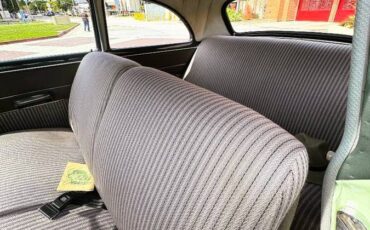 Chevy-deluxe-1950-green-1