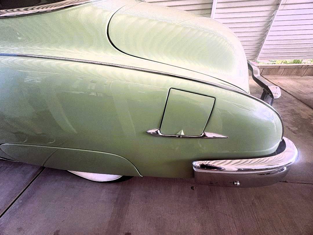 Chevy-deluxe-1950-green-2