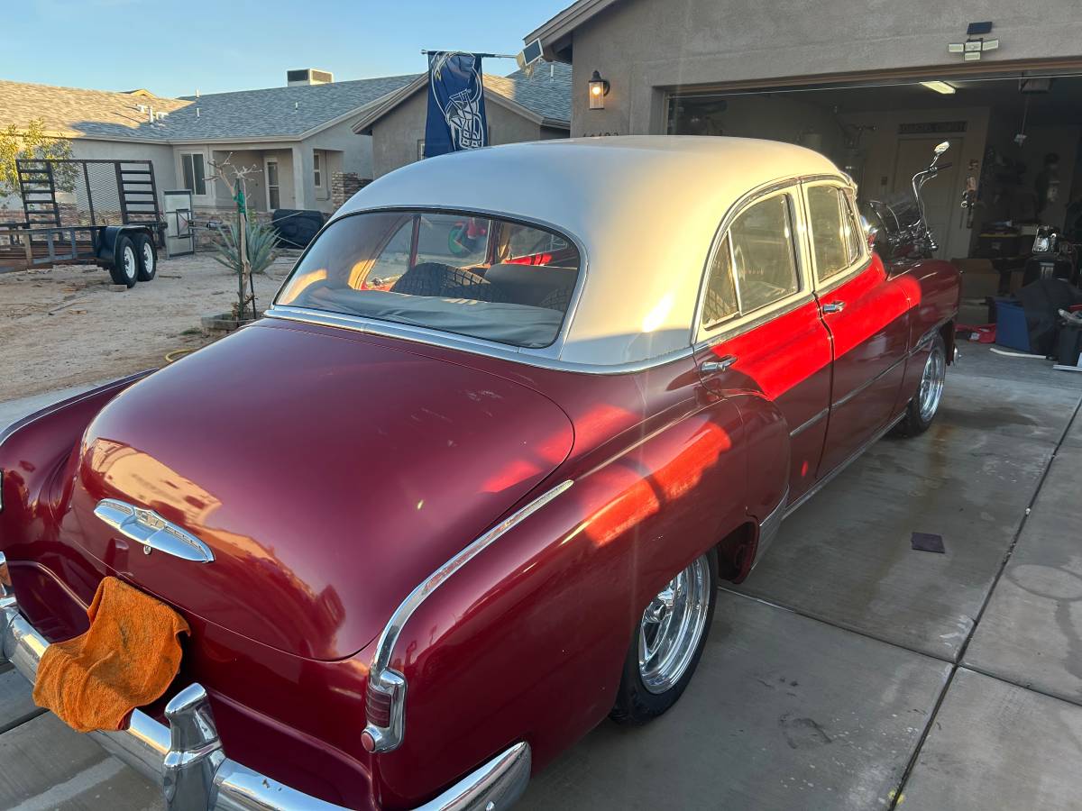 Chevy-deluxe-1951-red-1