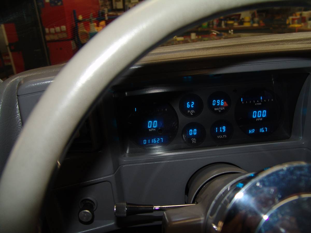 Chevy-el-camino-1987-silver-8