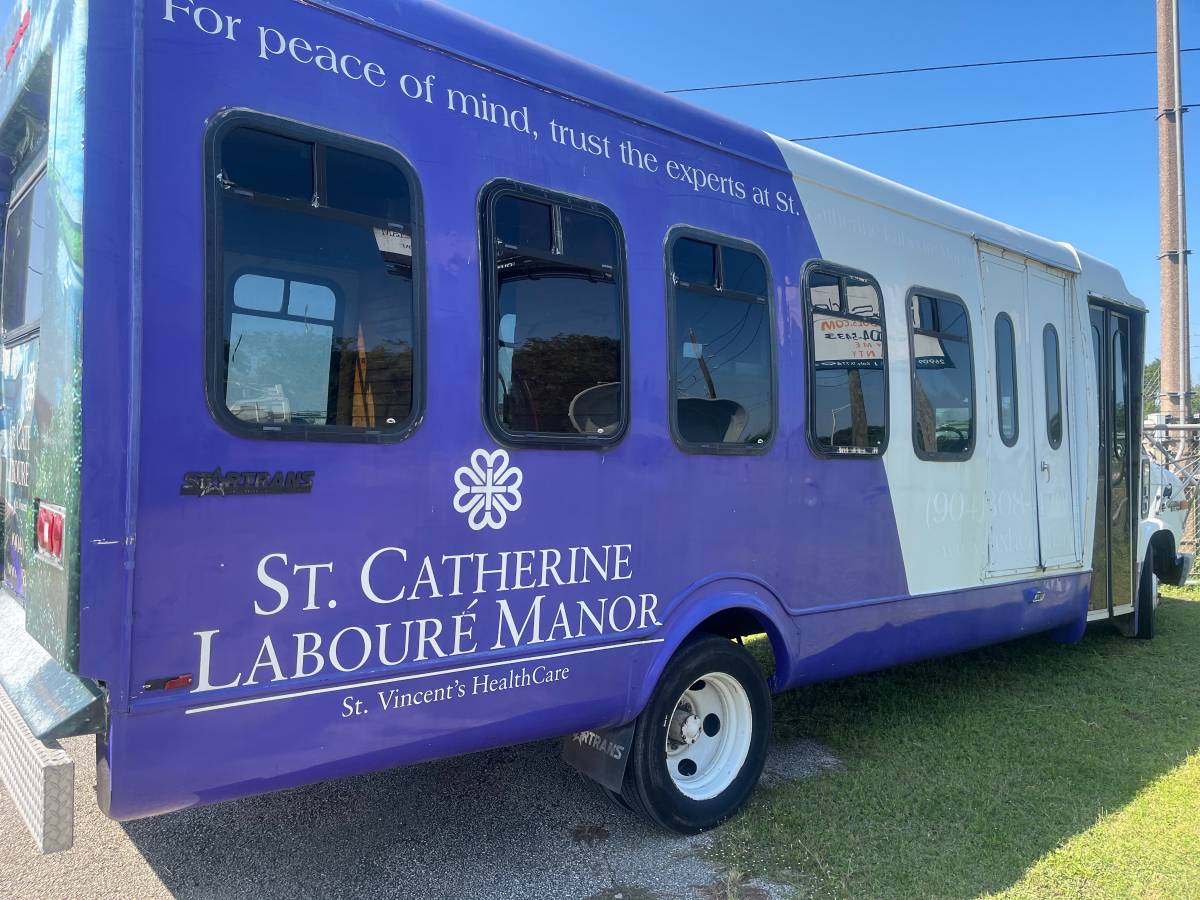 Chevy-express-3500-1995-blue-7