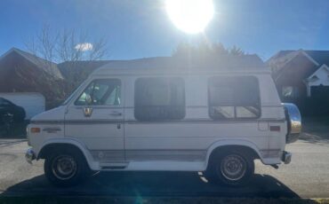 Chevy-g20-1994-white-1