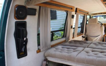 Chevy-g20-conversion-van-34ton-1995-green-10