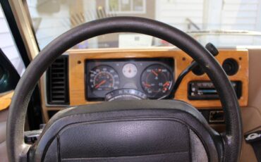 Chevy-g20-conversion-van-34ton-1995-green-15