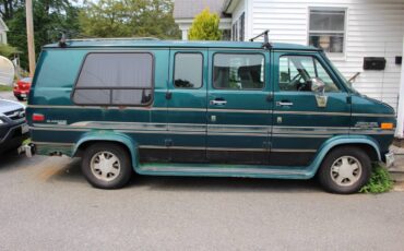 Chevy-g20-conversion-van-34ton-1995-green-3