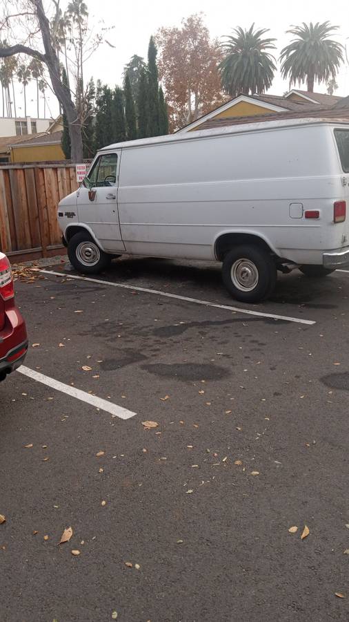 Chevy-g20-van-1991-white-2