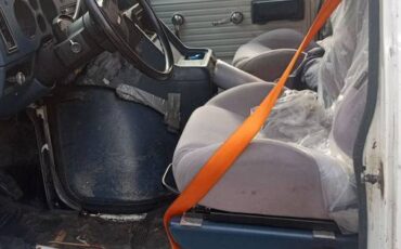 Chevy-g20-van-1991-white