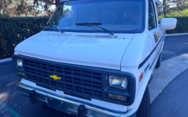 Chevy-g30-sports-van-1992